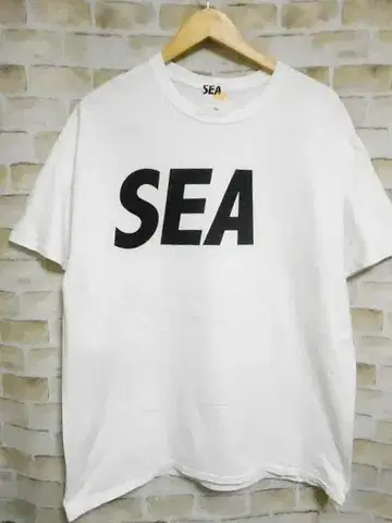 WINDANDSEA 윈드앤씨 x MADNESS 매드니스 티셔츠