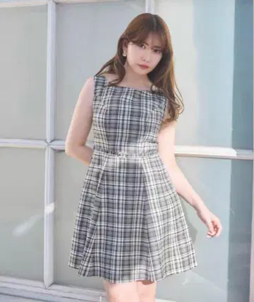 Herlipto 패딩턴 미니 드레스 S 사이즈