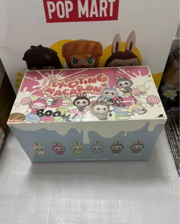 THE MONSTERS EXCITING MACARON 봉제 인형