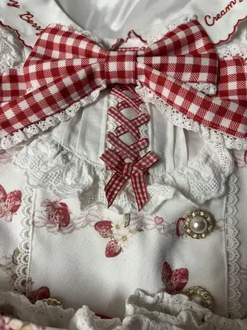 LIZLISA Creamy Berry 패턴 화이트
