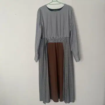 ZARA 이소재 도킹 원피스 사이즈 L