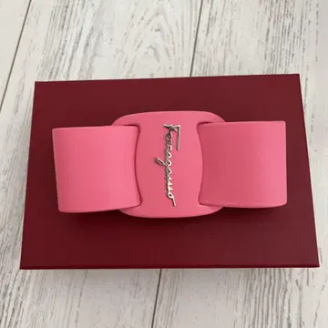 Ferragamo VIVA BOW 머리핀