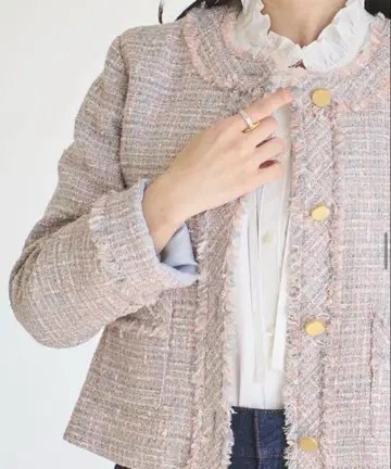 La boutique BonBon 팬시 트위드 크롭 자켓