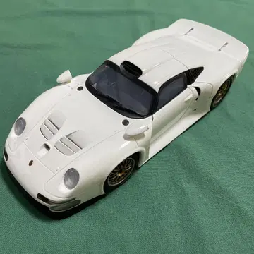 포르쉐 911 (993) GT1 STREET 1996 1/18 미니카
