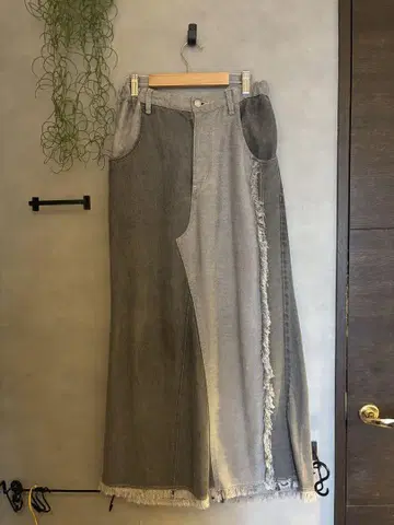 [ MODE NORM CORE ] 리메이크풍 맥시 데님 스커트