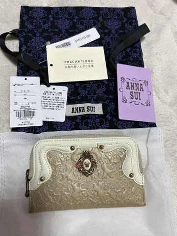 ANNA SUI 프래그먼트 케이스