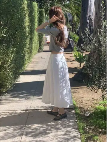 ounce balloon pintuck skirt