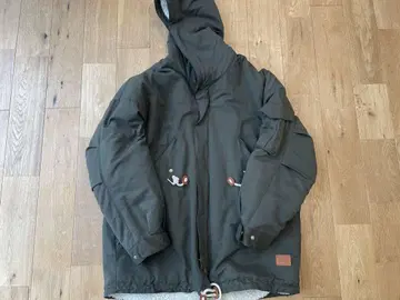 ZARA 올리브 그린 플리스 라이닝 모즈 코트