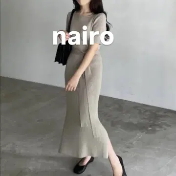 [ 새상품급 ] nairo 레이디타이트 니트 원피스 베이지