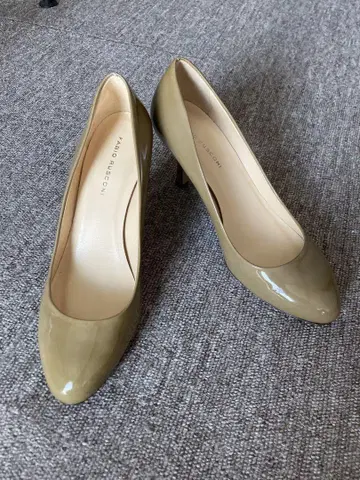 파비오 루스코니 라운드토 펌프스 베이지 거의 새상품