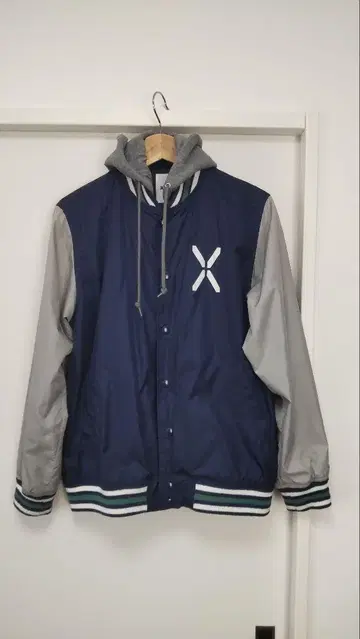 XLARGE 나일론 자켓 엑스라지 바시티 자켓