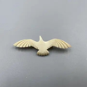 231 빈티지 천연 소재 조각 아이보리 새 모양 브로치
