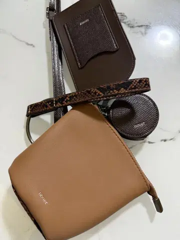 누에르 nouer 3연 파우치 코인 스마트폰 숄더