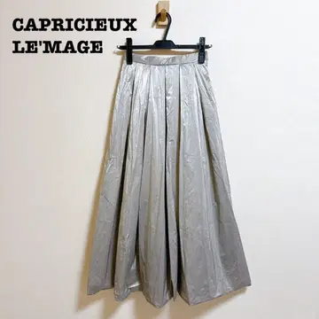 카프리슈 레마쥬 틴츠 턱 플레어 스커트 광택