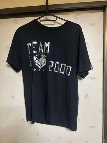 TEAM 2000 은박 T셔츠 블랙