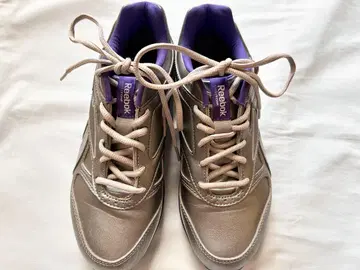 23cm Reebok easytone 워킹화