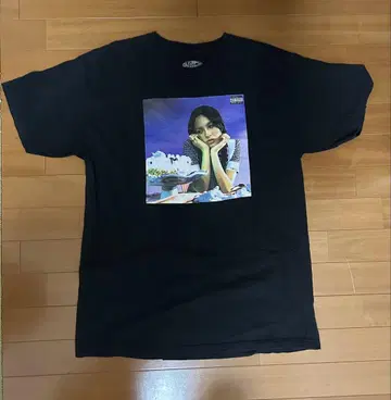구제 의류 T셔츠