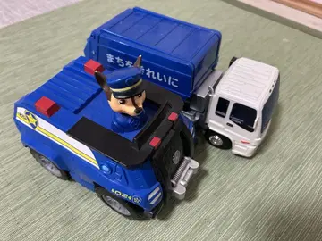 퍼피 구조대 패트롤카, 쓰레기 수거차