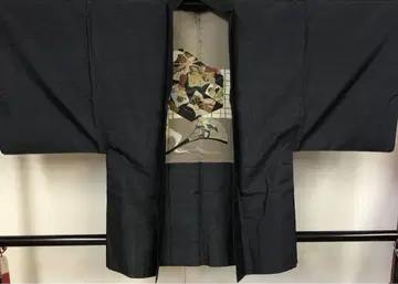남성용 기모노 겉옷 깃털 안감 유교 문양