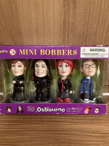 미개봉 새상품 Osbourne Family 오즈본 패밀리 피규어