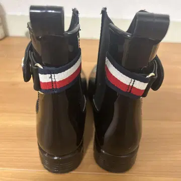 타미힐피거 레인부츠