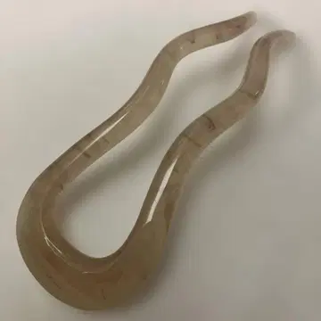 콜레트 마루프 투명한 베이지색 헤어콤