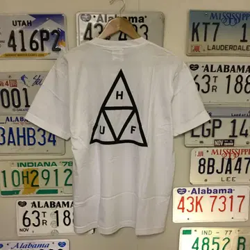 미사용 새상품 HUF 하프 T셔츠 사이즈 M