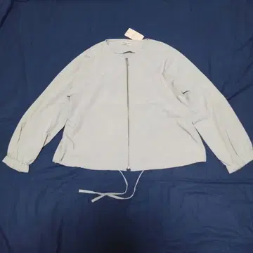 [ 새상품 ] 사만사 모스모스 스트레치 노카라 블루종 점퍼