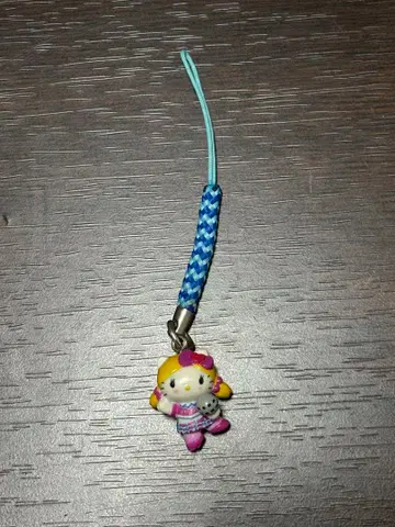헬로키티 스트랩 고리에 콜라보 후지TV 네즈케
