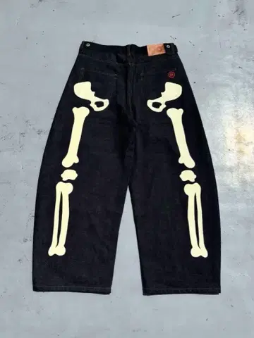 9090 새상품 Bone Rigid Denim Pants