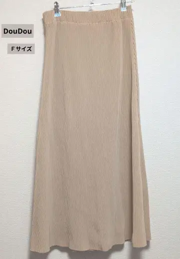 [ 새상품급 ] DouDou 베이지 플리츠 롱 스커트 슬릿 입은 F