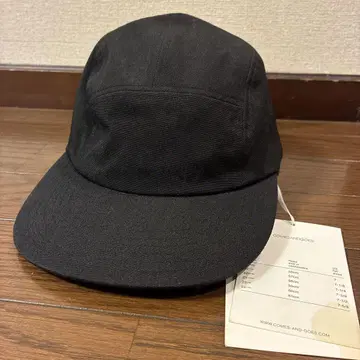 COMESANDGOES BLACK CAP