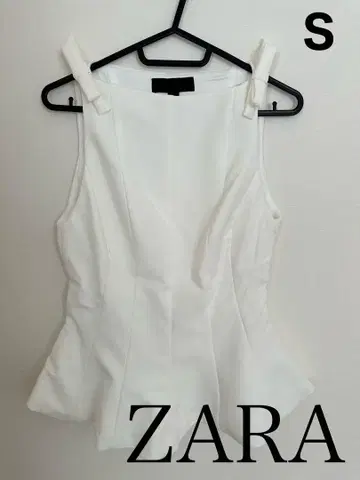 [ 완판템 ] ZARA 화이트 슬리브리스 페플럼 리본 상의