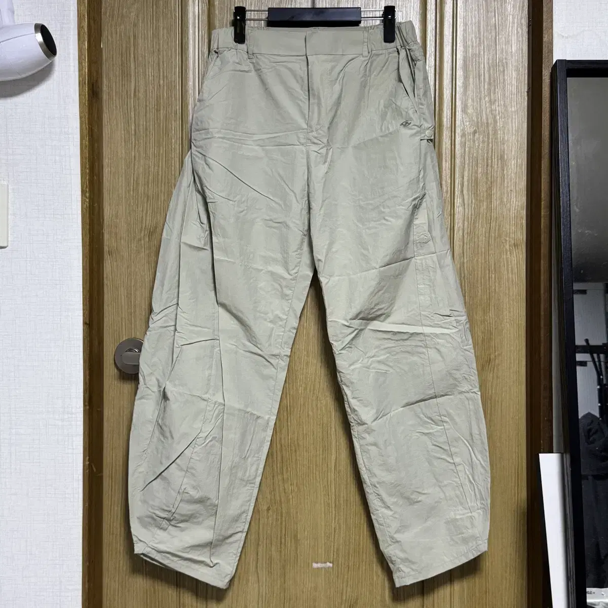 SAN SAN GEAR | 산산기어 Side Snap Pants Ice Beige on Bunjang