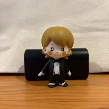 턱시도 피규어 약 8cm