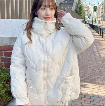 Loueme 하트 퀼팅 리본 오버 자켓 다운 자켓