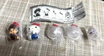 몬치치 x 헬로키티 메지루시 액세서리 전 5종 SET