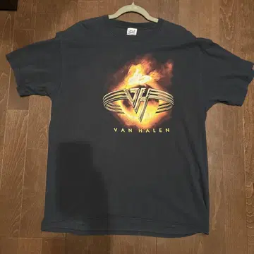VAN HALEN 2004 투어 티셔츠 구제 의류
