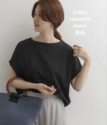 [새상품급] 어반 리서치 도어스 드라이 코튼 보트넥 T셔츠