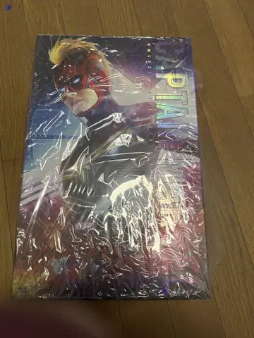 캡틴 마블 피규어 핫토이즈