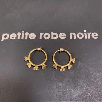 쁘띠 로브 느와르 petite robe noir 릴리 귀찌