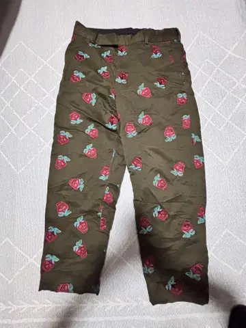 [ 선착순 SALE ] Paul Smith 스트로베리 스컬 팬츠