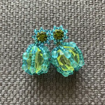 [ 최종 가격 인하 ] 엘릭슨 비몬 귀걸이 직경 약 2cm