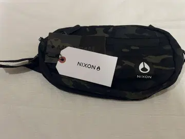 NIXON 바디백