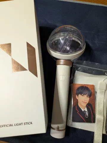 INI 응원봉