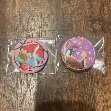 디즈니 캐릭터 자수 캔 배지 2종 세트