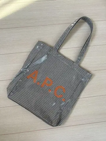 A.P.C. 아페쎄 토트백 체크