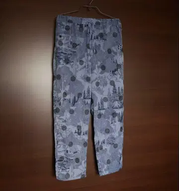 marble SUD 보태니컬 무늬 자수 이지 팬츠