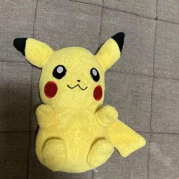 피카츄 봉제 인형