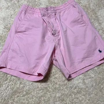 랄프 로렌의 하프 팬츠